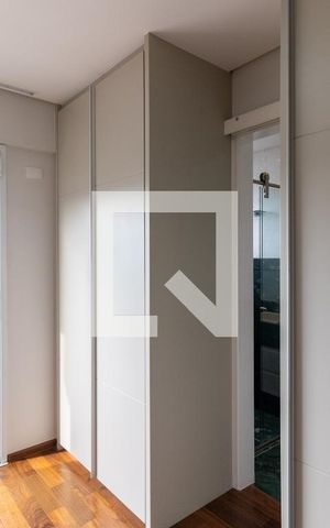 Apartamento à venda com 170m², 4 quartos e 3 vagasSuíte 4 / Closet