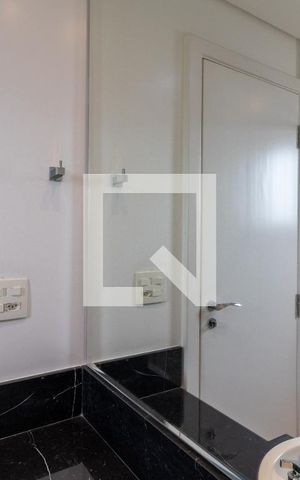 Apartamento à venda com 170m², 4 quartos e 3 vagasBanheiro da Suíte 2