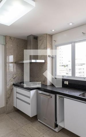 Apartamento à venda com 170m², 4 quartos e 3 vagasCozinha