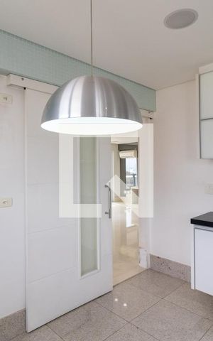 Apartamento à venda com 170m², 4 quartos e 3 vagasCopa