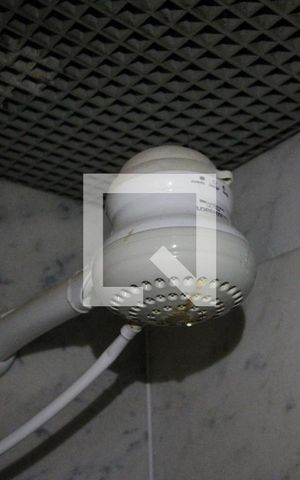 Apartamento para alugar com 87m², 2 quartos e 1 vagaDetalhe do Banheiro