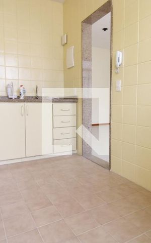 Apartamento para alugar com 87m², 2 quartos e 1 vagaCozinha