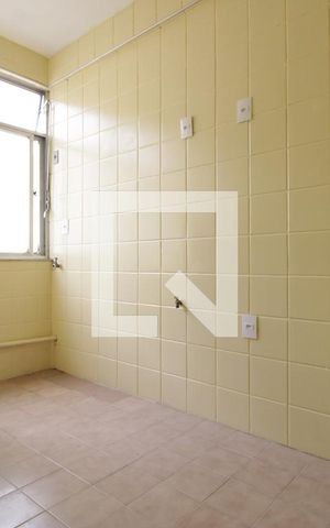 Apartamento para alugar com 87m², 2 quartos e 1 vagaCozinha