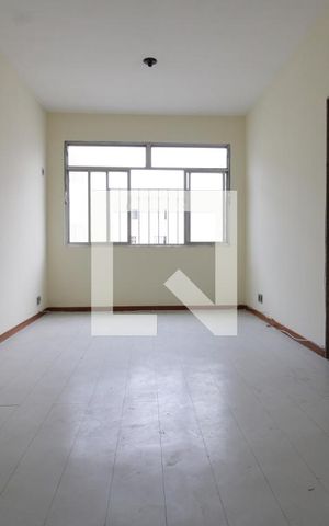 Apartamento para alugar com 87m², 2 quartos e 1 vagaSala