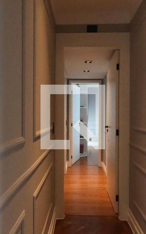 Apartamento à venda com 120m², 2 quartos e 2 vagas Apartamento à venda com 120m², 2 quartos e 2 vagasCorredor