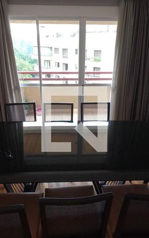 Apartamento à venda com 120m², 2 quartos e 2 vagas Apartamento à venda com 120m², 2 quartos e 2 vagasSala