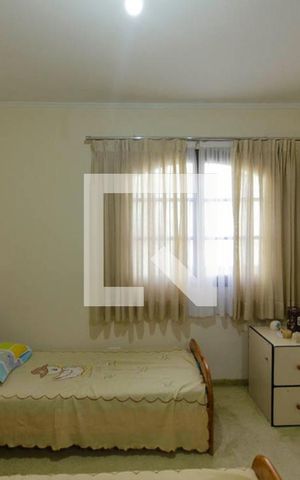 Casa para alugar com 590m², 5 quartos e 8 vagas Casa para alugar com 590m², 5 quartos e 8 vagasSuíte 2