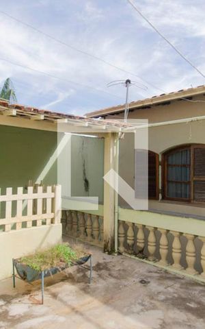 Casa para alugar com 590m², 5 quartos e 8 vagas Casa para alugar com 590m², 5 quartos e 8 vagasVaranda
