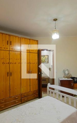 Casa para alugar com 590m², 5 quartos e 8 vagas Casa para alugar com 590m², 5 quartos e 8 vagasQuarto 2