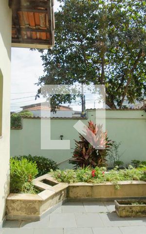 Casa para alugar com 590m², 5 quartos e 8 vagas Casa para alugar com 590m², 5 quartos e 8 vagasVista Escritório