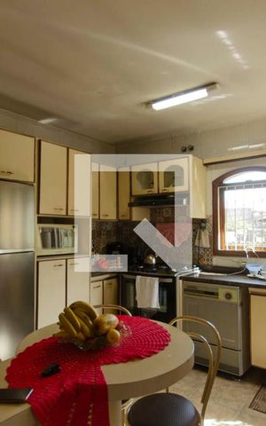 Casa para alugar com 590m², 5 quartos e 8 vagas Casa para alugar com 590m², 5 quartos e 8 vagasCozinha