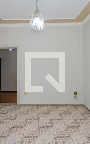 Casa à venda com 200m², 3 quartos e 4 vagas Casa à venda com 200m², 3 quartos e 4 vagasSala de Jantar