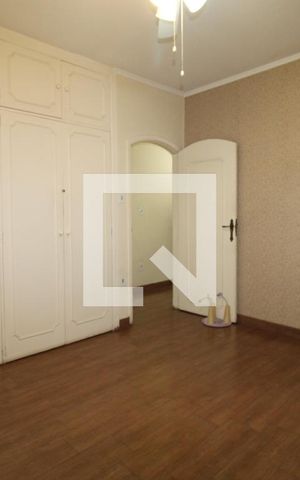 Casa à venda com 300m², 4 quartos e 5 vagasQuarto 3