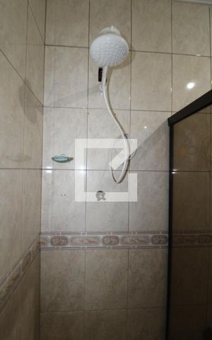 Casa à venda com 300m², 4 quartos e 5 vagasBanheiro da Suíte
