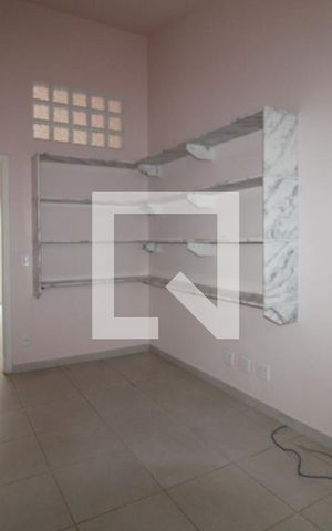 Casa à venda com 300m², 4 quartos e 5 vagasEscritório - Sala 3