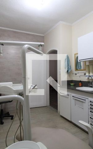 Casa à venda com 300m², 4 quartos e 5 vagasEscritório - Sala 2