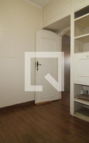 Casa à venda com 300m², 4 quartos e 5 vagasQuarto 1