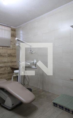 Casa à venda com 300m², 4 quartos e 5 vagasEscritório - Sala 2