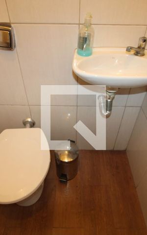 Casa à venda com 300m², 4 quartos e 5 vagasBanheiro 