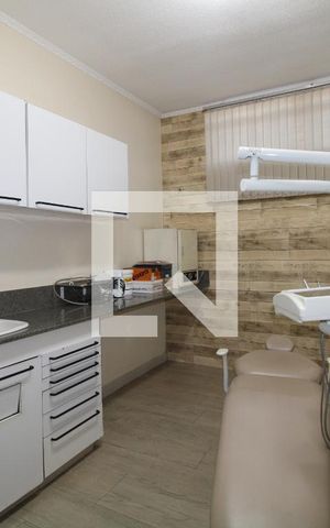 Casa à venda com 300m², 4 quartos e 5 vagasEscritório - Sala 2