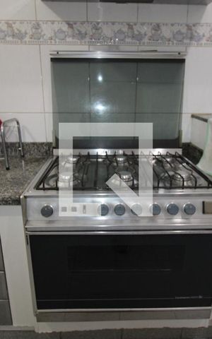 Casa à venda com 300m², 4 quartos e 5 vagasCozinha