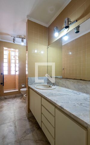 Casa à venda com 400m², 5 quartos e 5 vagas