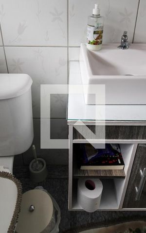 Casa à venda com 140m², 3 quartos e 1 vaga Casa à venda com 140m², 3 quartos e 1 vagaLavabo