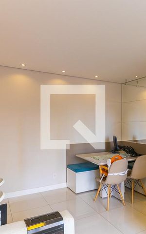 Apartamento para alugar com 55m², 2 quartos e 1 vaga Apartamento para alugar com 55m², 2 quartos e 1 vagaSala