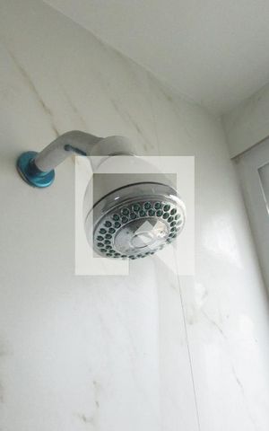 Apartamento para alugar com 42m², 2 quartos e 1 vagaChuveiro