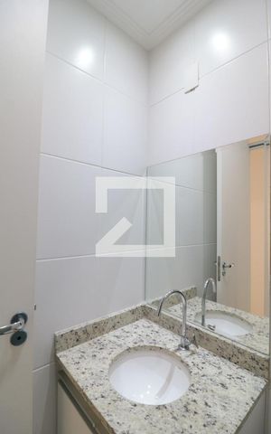 Apartamento à venda com 65m², 2 quartos e 2 vagasBanheiro Social