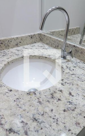 Apartamento à venda com 65m², 2 quartos e 2 vagasBanheiro Social- pia