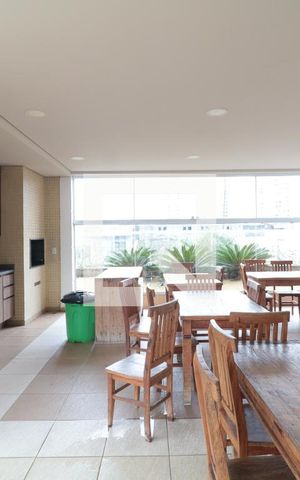 Apartamento à venda com 65m², 2 quartos e 2 vagasÁrea comum - Salão de festas