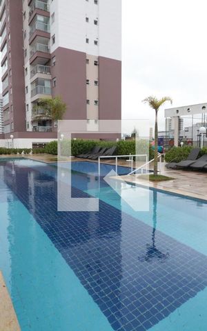 Apartamento à venda com 65m², 2 quartos e 2 vagasÁrea comum - Piscina