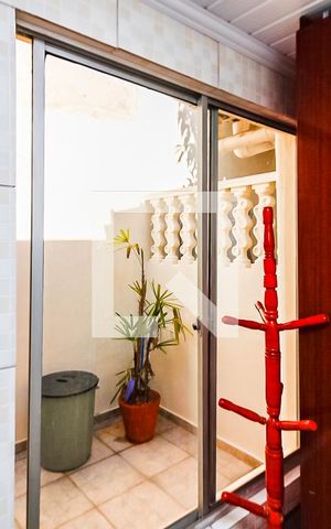 Casa à venda com 62m², 2 quartos e 1 vaga Casa à venda com 62m², 2 quartos e 1 vagaÁrea de Serviço