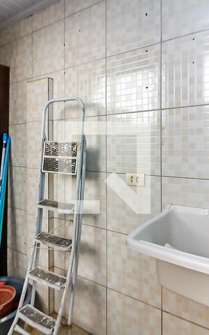 Casa à venda com 62m², 2 quartos e 1 vaga Casa à venda com 62m², 2 quartos e 1 vagaÁrea de Serviço