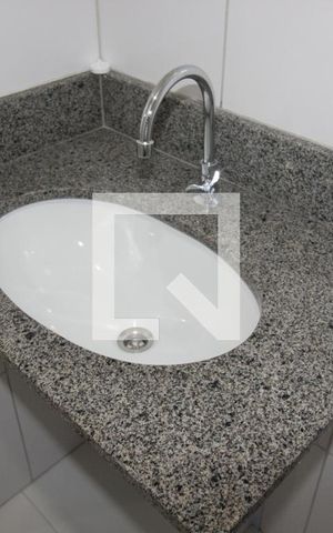 Apartamento à venda com 34m², 2 quartos e sem vagaBanheiro