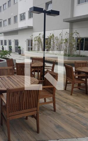 Apartamento à venda com 34m², 2 quartos e sem vaga