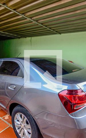 Casa à venda com 130m², 3 quartos e 2 vagas Casa à venda com 130m², 3 quartos e 2 vagasGaragem