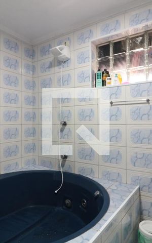 Apartamento à venda com 74m², 2 quartos e 1 vagaBanheiro