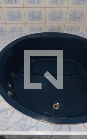 Apartamento à venda com 74m², 2 quartos e 1 vagaBanheiro- banheira 