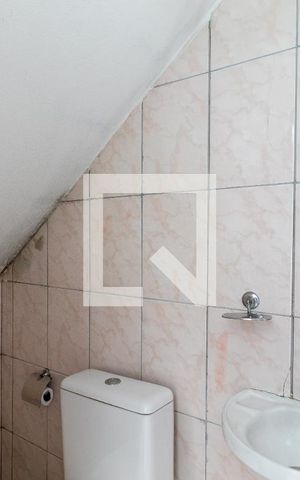 Casa à venda com 200m², 3 quartos e 2 vagasBanheiro de Serviço