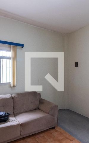 Casa à venda com 200m², 3 quartos e 2 vagasSala