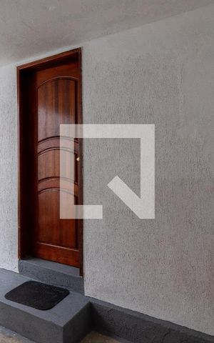 Casa à venda com 200m², 3 quartos e 2 vagasEntrada