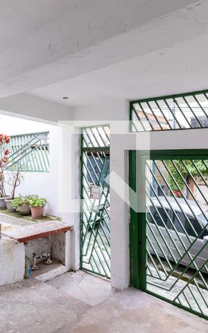 Casa à venda com 200m², 3 quartos e 2 vagasGaragem