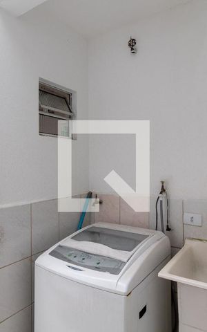 Casa à venda com 200m², 3 quartos e 2 vagasÁrea de Serviço