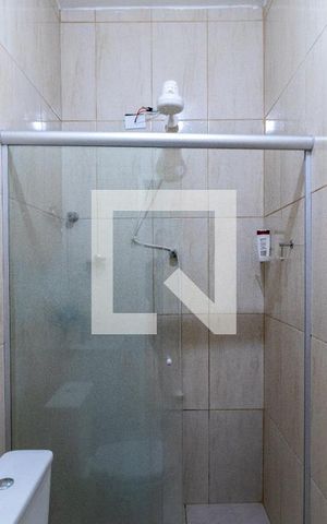 Casa à venda com 200m², 3 quartos e 2 vagasBanheiro 1