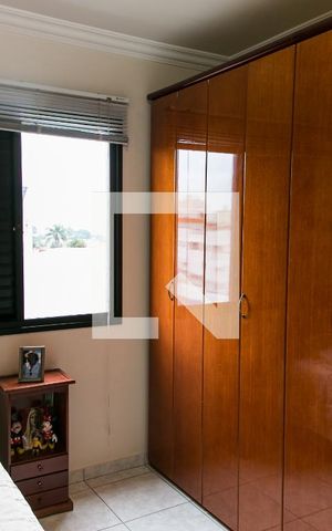 Apartamento para alugar com 73m², 3 quartos e 2 vagas Apartamento para alugar com 73m², 3 quartos e 2 vagasQuarto 1