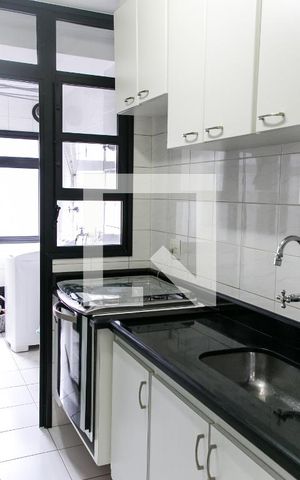 Apartamento para alugar com 73m², 3 quartos e 2 vagas Apartamento para alugar com 73m², 3 quartos e 2 vagasCozinha