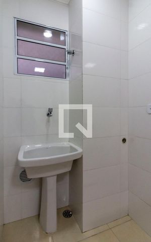 Apartamento à venda com 39m², 2 quartos e sem vaga Apartamento à venda com 39m², 2 quartos e sem vagaÁrea de Serviço