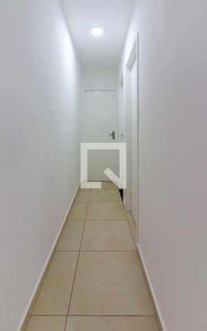 Apartamento à venda com 39m², 2 quartos e sem vaga Apartamento à venda com 39m², 2 quartos e sem vagaCorredor